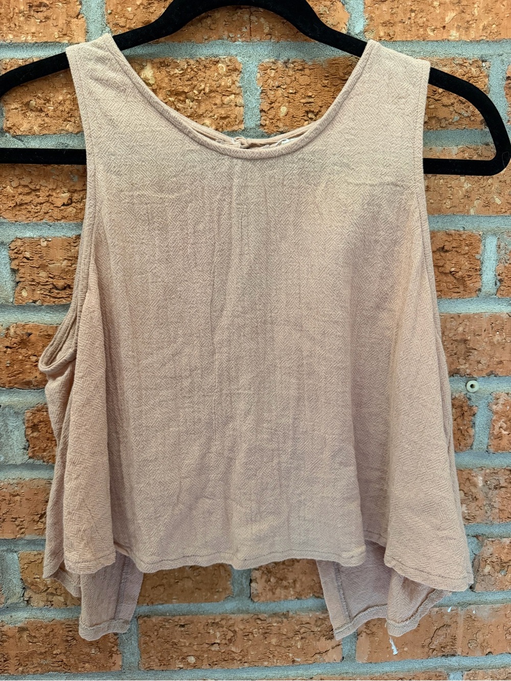 Flowy Sleeveless Tank Top - Beige
